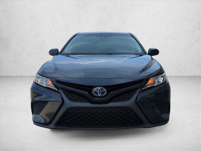 Used 2018 Toyota Camry SE FWD image 2