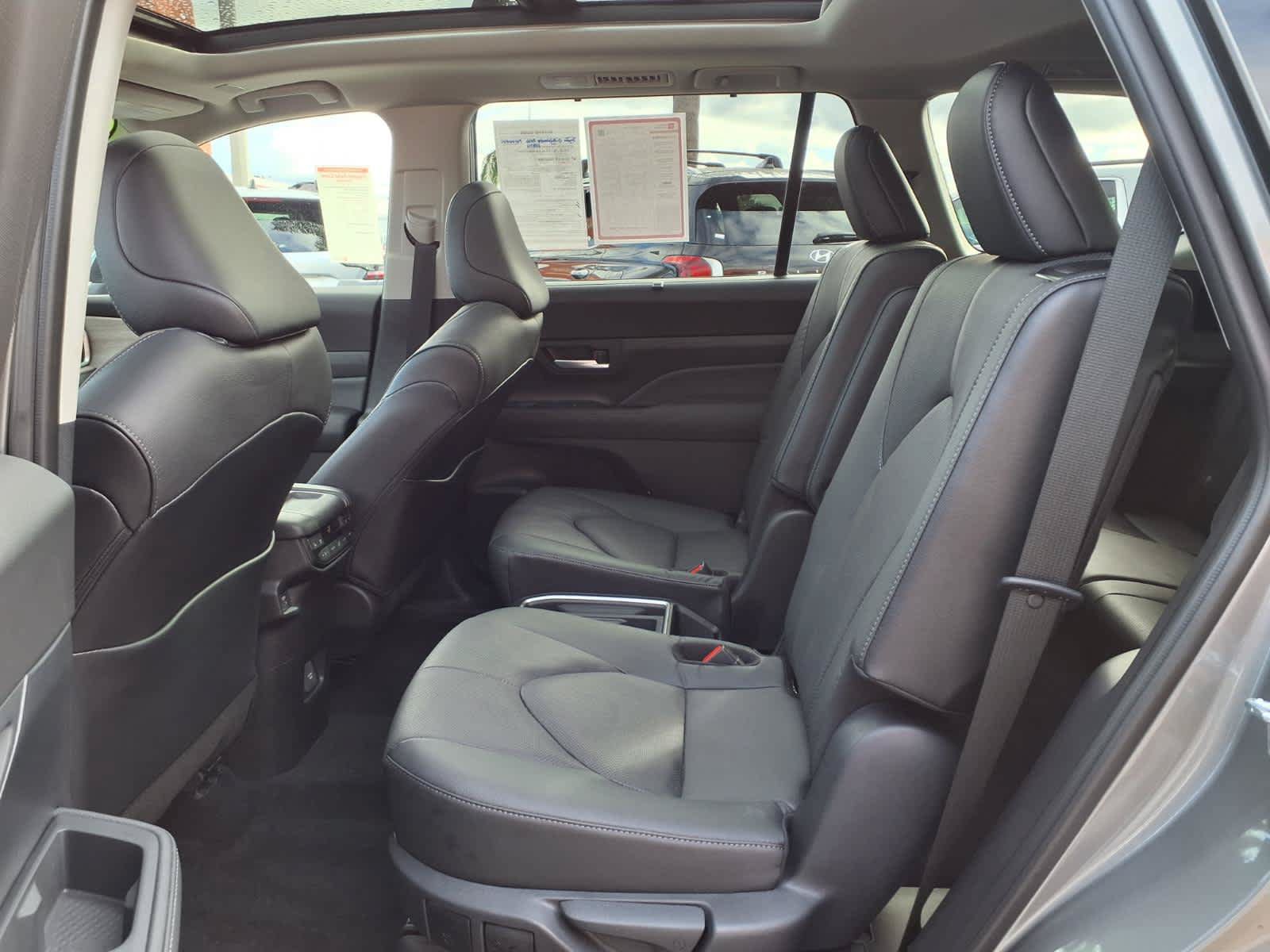 Certified 2026 Toyota Grand Highlander AWD image 12