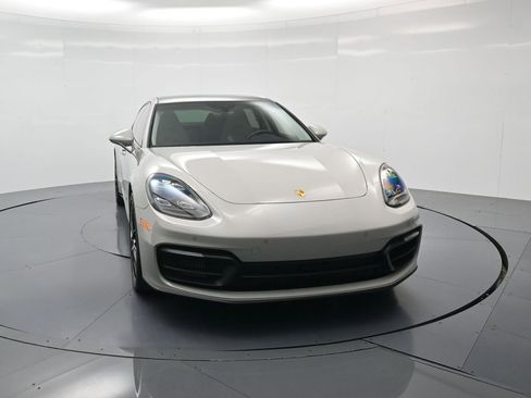 Used 2022 Porsche Panamera 4 Executive AWD/4WD image 33