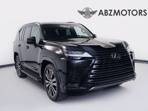 Used 2026 Lexus LX 600 4WD w/ Luxury Package image 1