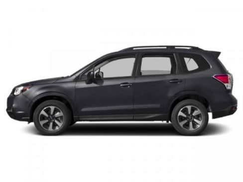 Used 2018 Subaru Forester 2.5i Premium image 3