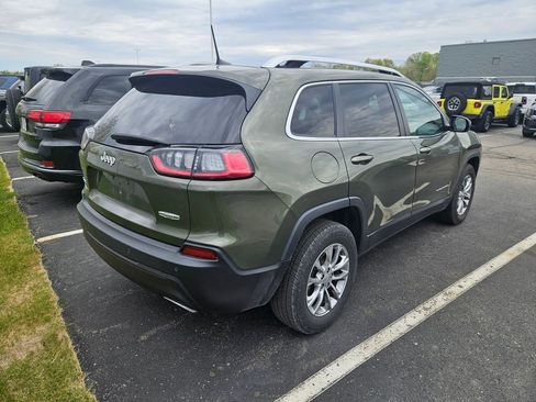 Used 2021 Jeep Cherokee Latitude Lux w/ Comfort/Convenience Group AWD/4WD image 6