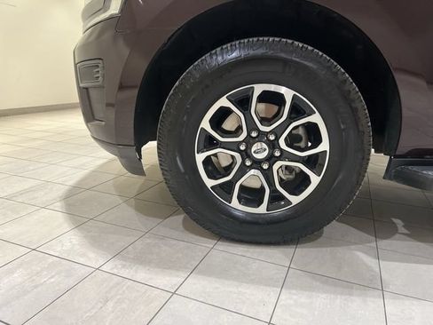 Used 2023 Ford Expedition XLT RWD image 31