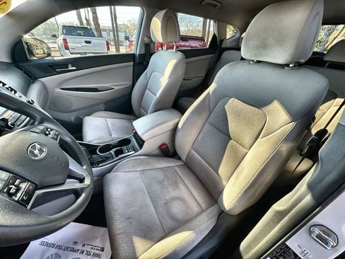 Used 2018 Hyundai Tucson SEL image 19