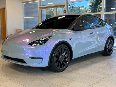 Used 2022 Tesla Model Y Performance AWD/4WD image 4