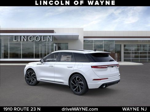 New 2026 Lincoln Corsair Grand Touring AWD/4WD image 5