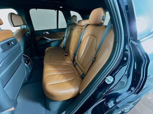 New 2026 BMW X5 M60i w/ Executive Package image 17