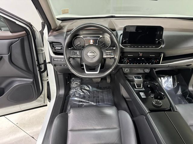 Used 2023 Nissan Rogue SL w/ SL Premium Package AWD/4WD image 17