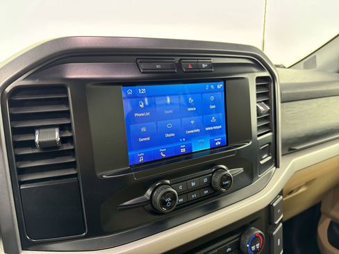 Used 2023 Ford F150 XLT AWD/4WD image 6