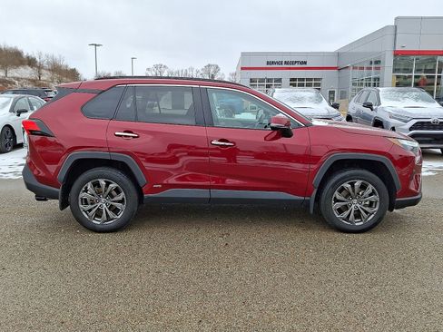 Used 2023 Toyota RAV4 Limited image 7