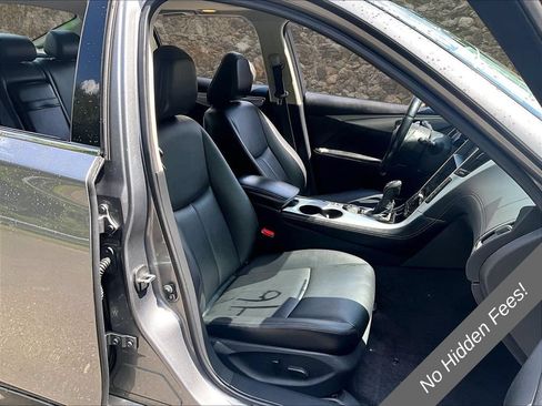 Used 2019 INFINITI Q50 Luxe w/ Essential Package (3.0T Luxe) AWD/4WD image 7