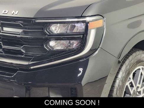 Used 2025 Ford Expedition Active image 9