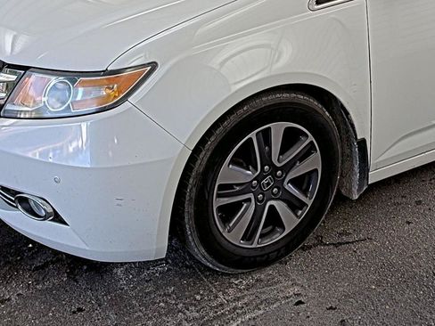 Used 2014 Honda Odyssey Touring image 16