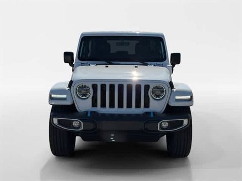 Used 2022 Jeep Wrangler Unlimited Sahara image 14