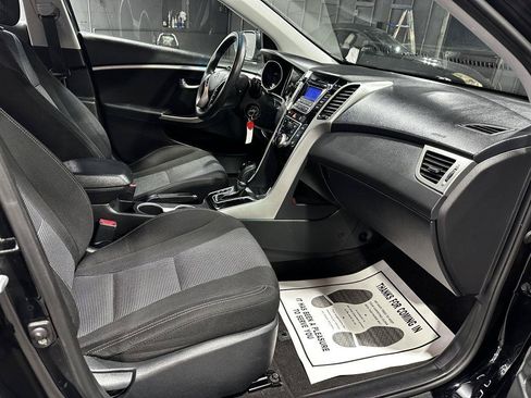 Used 2014 Hyundai Elantra GT FWD image 33