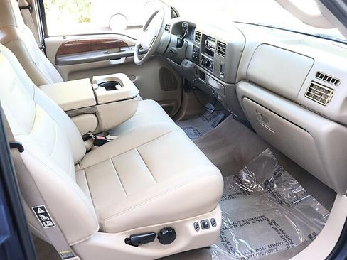 Used 2003 Ford F250 Lariat image 12