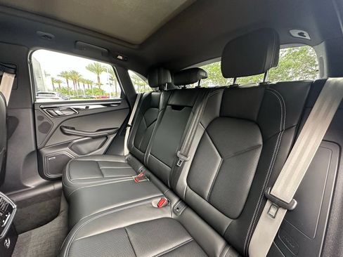 Certified 2026 Porsche Macan Turbo AWD/4WD image 36