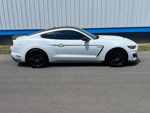 Used 2017 Ford Mustang Shelby GT350 w/ Electronics Package RWD image 4
