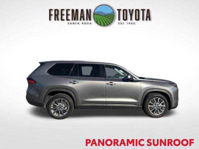 Certified 2025 Toyota Grand Highlander AWD image 4
