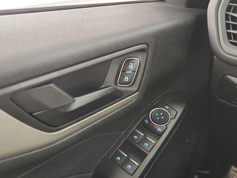Used 2022 Ford Escape SE w/ Cold Weather Package AWD/4WD image 15