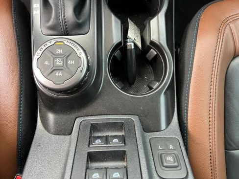 Used 2022 Ford Bronco Outer Banks AWD/4WD image 31