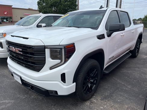 Used 2025 GMC Sierra 1500 Elevation RWD image 1
