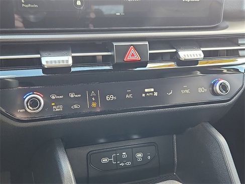 Certified 2026 Kia Sportage EX image 17