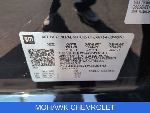Used 2022 Chevrolet Silverado 1500 LT AWD/4WD image 34