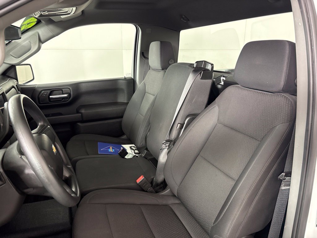 Used 2025 Chevrolet Silverado 1500 W/T RWD image 17