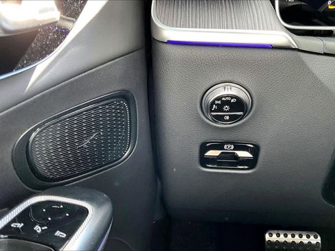 New 2026 Mercedes-Benz GLC 43 AMG 4MATIC Coupe image 13