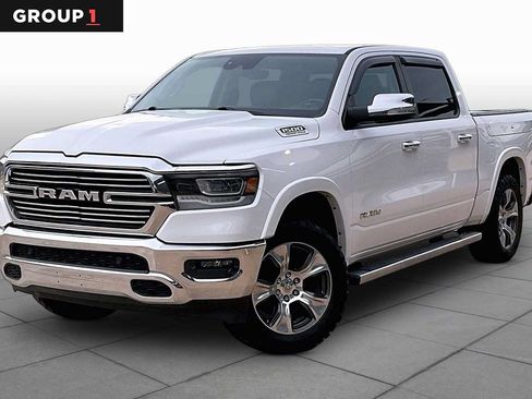 Used 2022 RAM 1500 Laramie AWD/4WD image 1