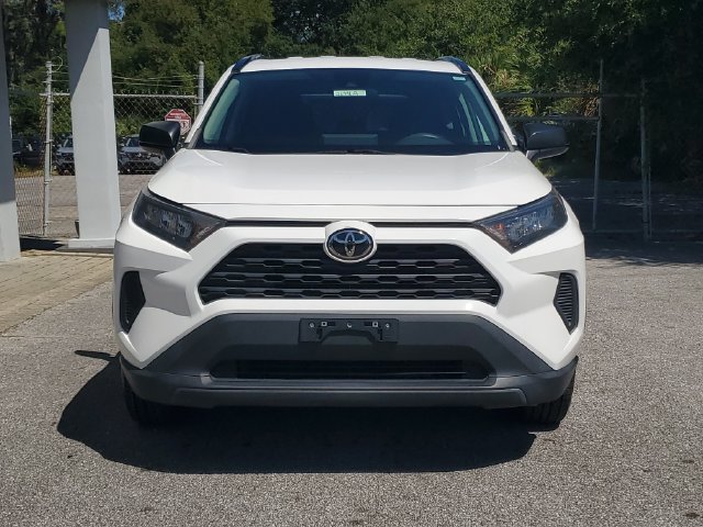 Used 2021 Toyota RAV4 LE FWD image 12