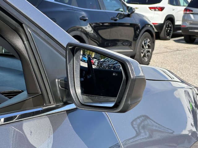 Certified 2024 Chevrolet Equinox LT FWD image 28