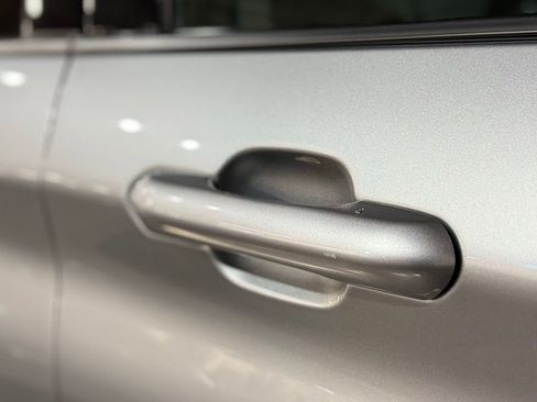 Used 2025 Ford Explorer Active w/ Active Comfort Package image 14