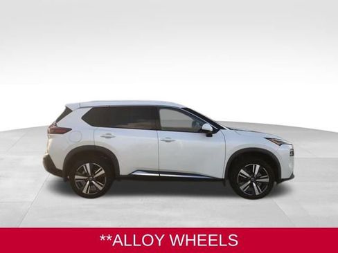 Used 2021 Nissan Rogue SL w/ Premium Package image 9