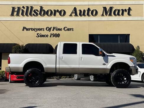 Used 2012 Ford F250 King Ranch w/ King Ranch w/Chrome Pkg image 4