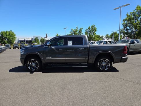 Used 2022 RAM 1500 Limited w/ Body-Colour Bumper Group AWD/4WD image 11