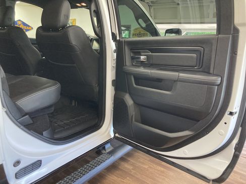 Used 2017 RAM 1500 Rebel w/ Luxury Group AWD/4WD image 17