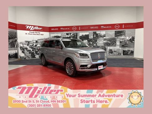 Used 2021 Lincoln Navigator L Reserve w/ Luxury Package AWD/4WD image 1
