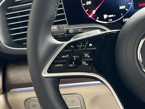 New 2026 Mercedes-Benz GLE 350 4MATIC image 36