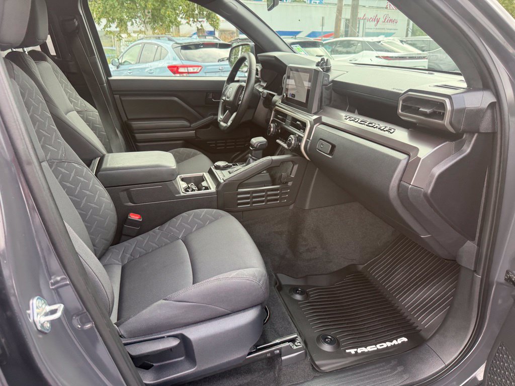 Certified 2026 Toyota Tacoma SR5 AWD/4WD image 23