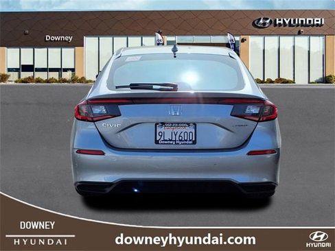 Used 2024 Honda Civic Sport image 5