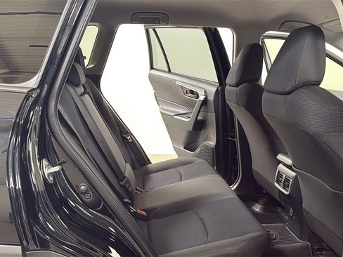 Certified 2025 Toyota RAV4 LE image 17