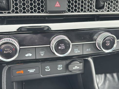 Used 2025 Honda Civic Sport image 21