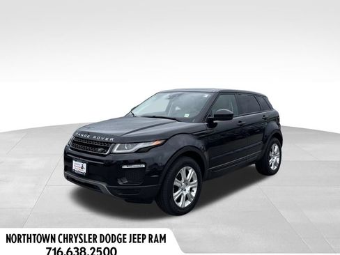 Used 2017 Land Rover Range Rover Evoque SE AWD/4WD image 1