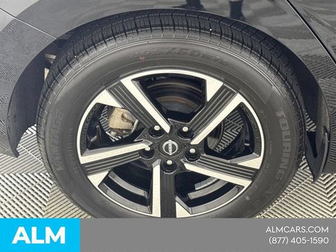 Used 2024 Nissan Sentra SV FWD image 21
