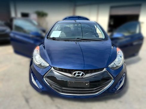Used 2013 Hyundai Elantra SE image 35