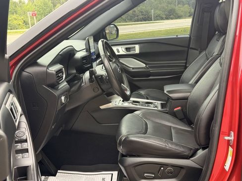 Used 2020 Ford Explorer ST w/ Premium Technology Package AWD/4WD image 11