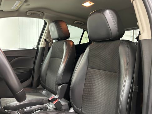 Used 2020 Buick Encore Preferred w/ Safety Package image 22