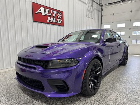 Used 2023 Dodge Charger SRT Hellcat w/ Harman/Kardon Audio Group RWD image 2